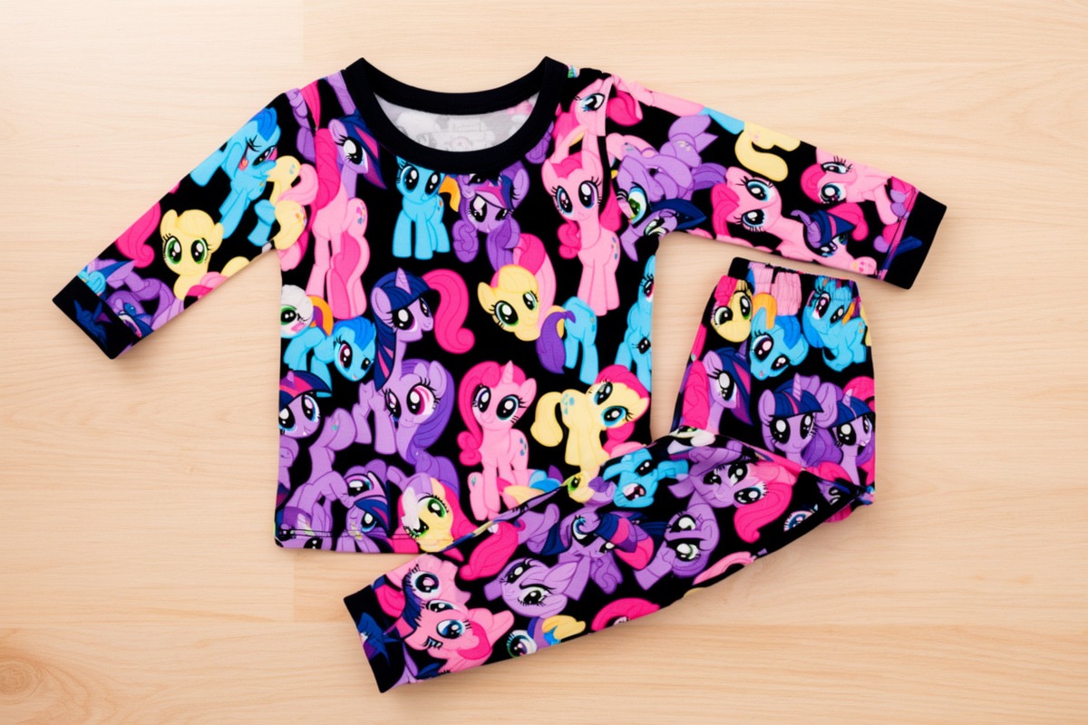 Cousez ce pyjama My Little Pony Cousez ce pyjama My Little Pony